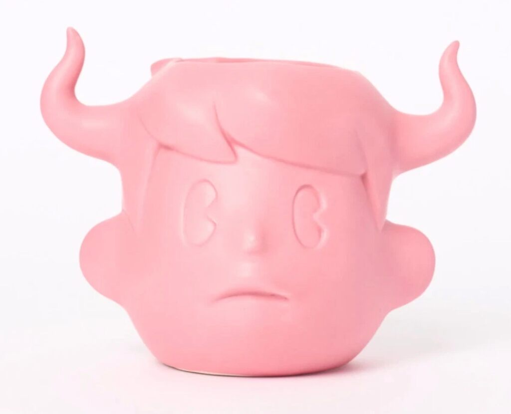 Born in 1988 - Blush - Flower Vase by En Iwamura — sculpture available at Rowang Gallery